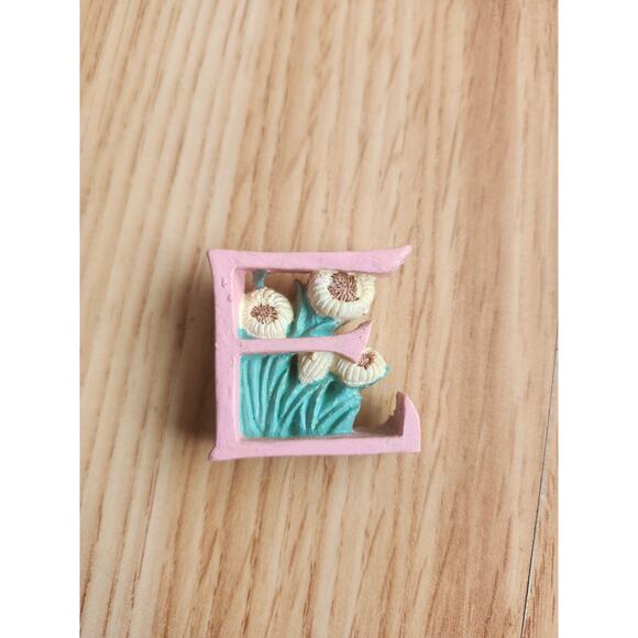 WELCOME Resin Letter Magnet Lot Floral Cottagecore Missing C & E + Whisk Magnet - Picture 5 of 14